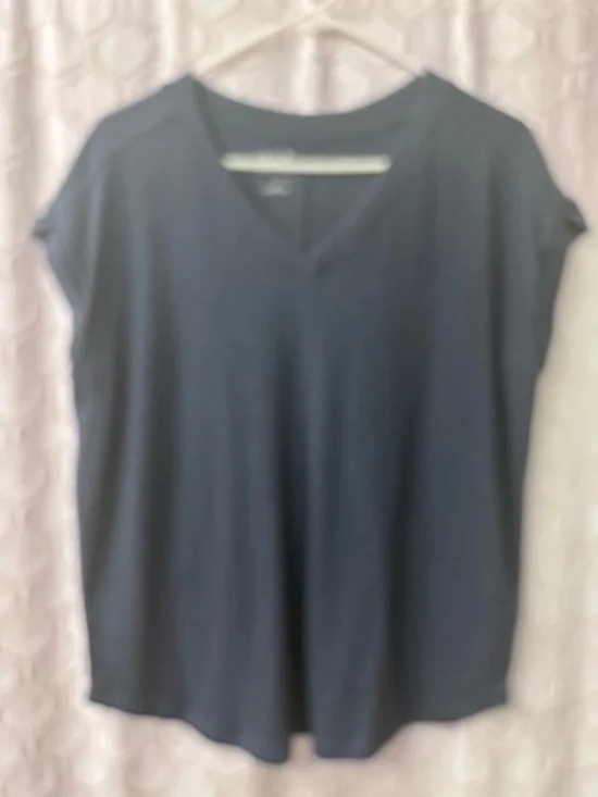 Maurices 24/7 Berkley V Neck Navy Tee - Picture 1 of 4